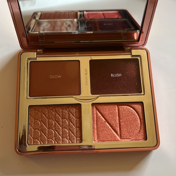 Natasha Denona Other - Natasha Denona Bloom Face Glow Palette, Blush & Glow - Cheeks, Eyes or Lips